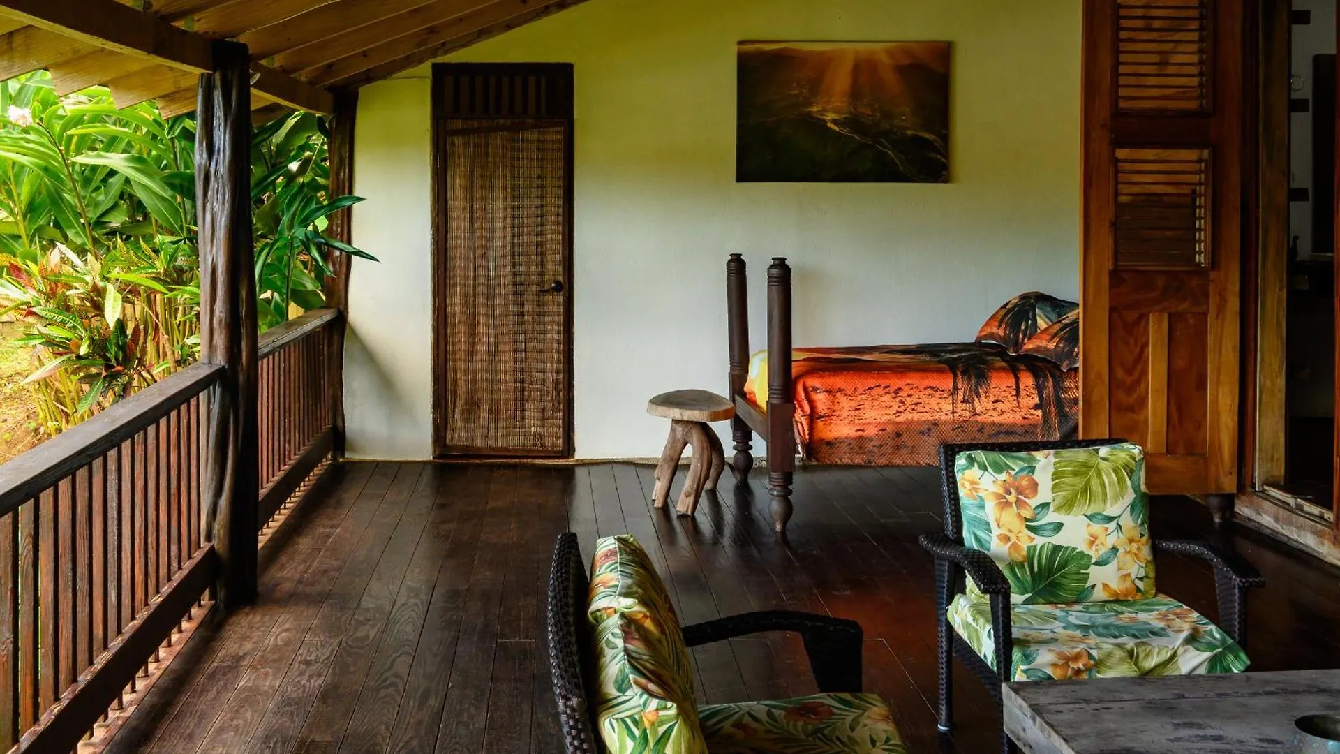 Villa Ayahora Bataka 0*,  Dominica